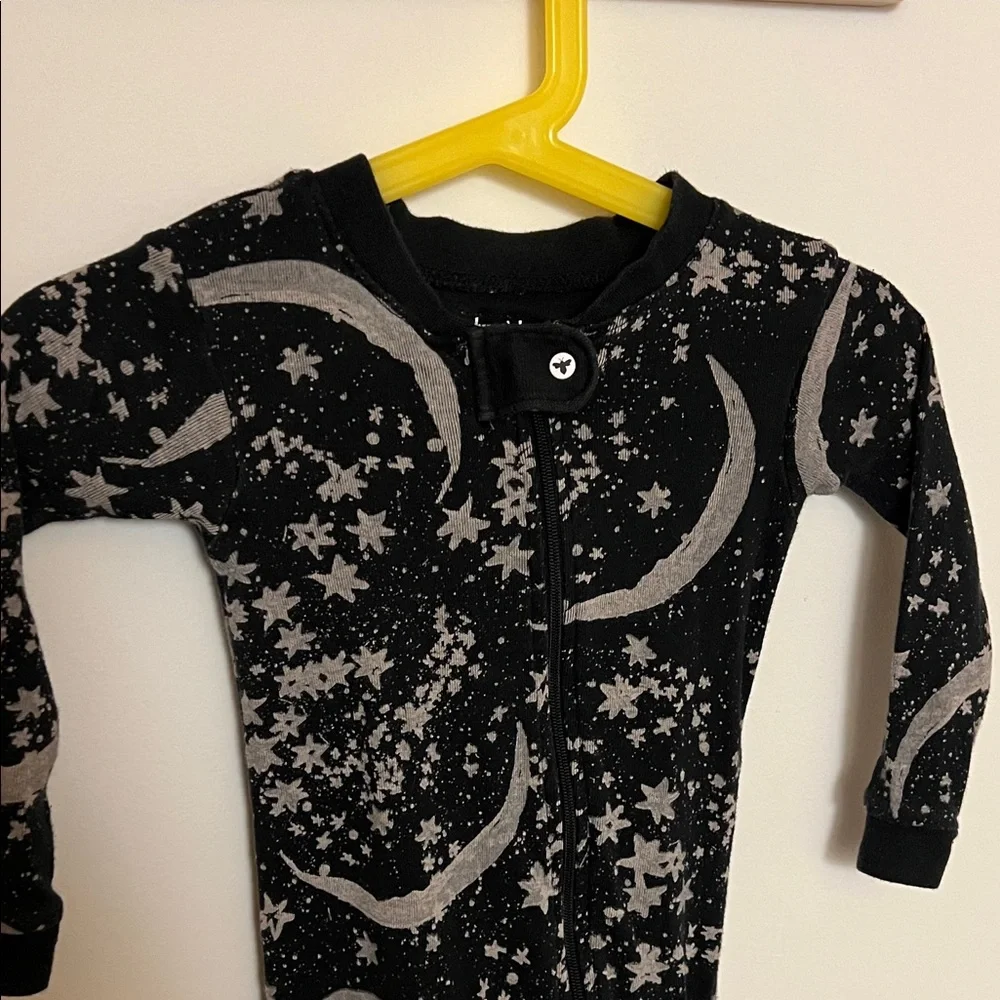 Burt’s Bees Celestial 12m footie pajama - Picture 2 of 6